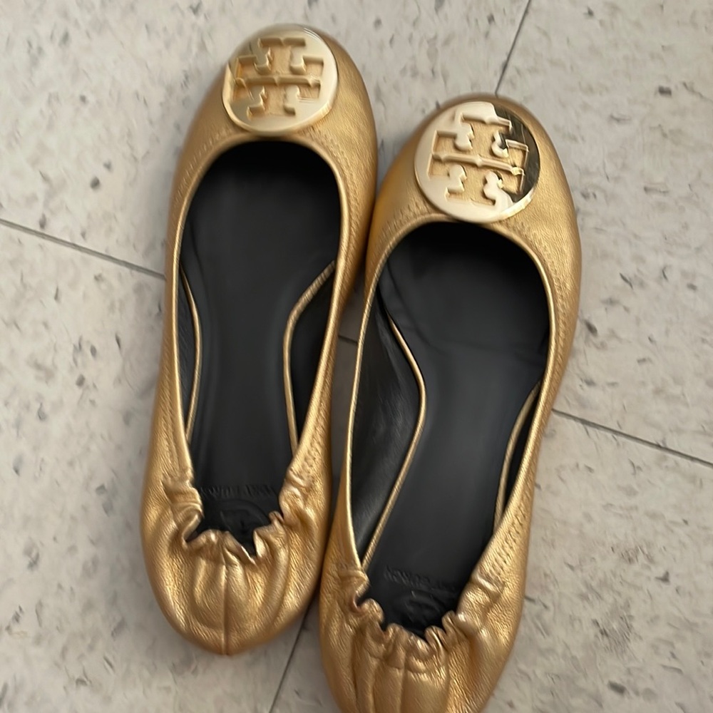 Tory burch gold ballet flats